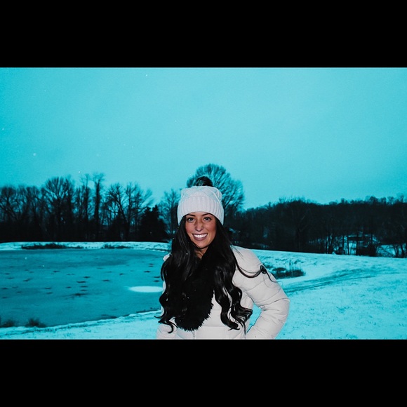 Meet your Posher, Makenzie - Picture 3 of 3